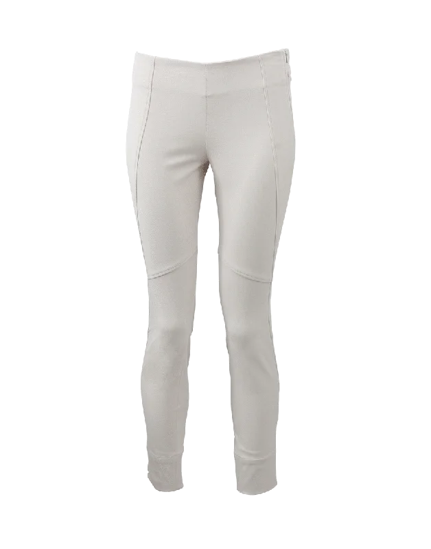 Curved Seam Riding Pant